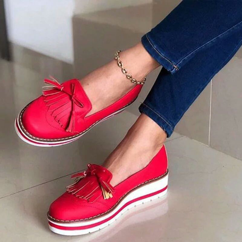 Women's Loafers Tassel Wedge Heel Round Toe Casual Vintage British Outdoor Walking Shoes Faux Leather Loafer
