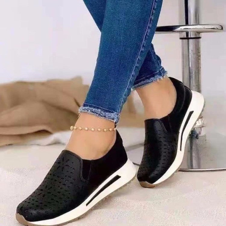 Women's Sneakers Plus Size Slip-on Sneakers Lace Wedge Heel Round Toe Casual